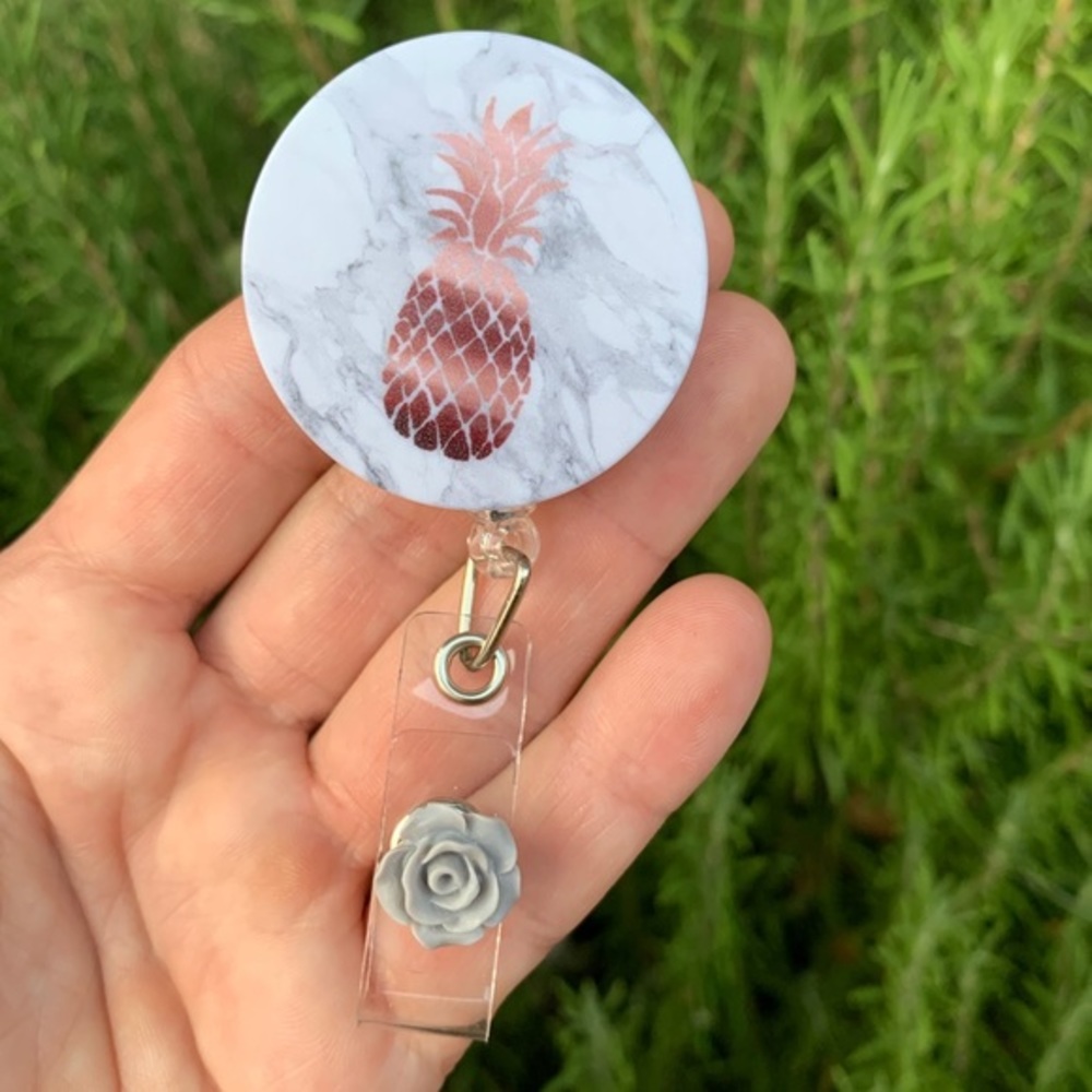 Marble pineapple badge holder